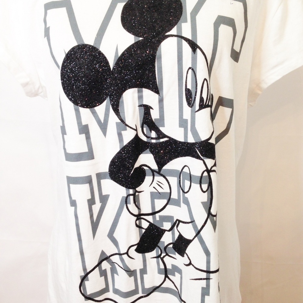 Walt Disney Women’s Black White Graphic Tee-Shirt - Picture 5 of 6